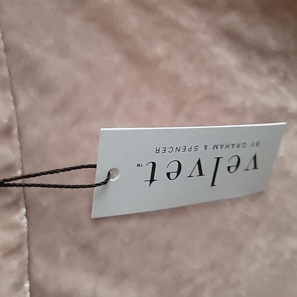 Silk blend skirt by Velvet Graham and Spencer - Picture 2 of 7